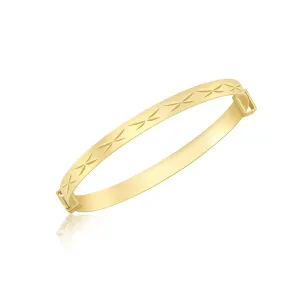 9K Yellow Gold Diamond Cut Kiss Baby Bangle