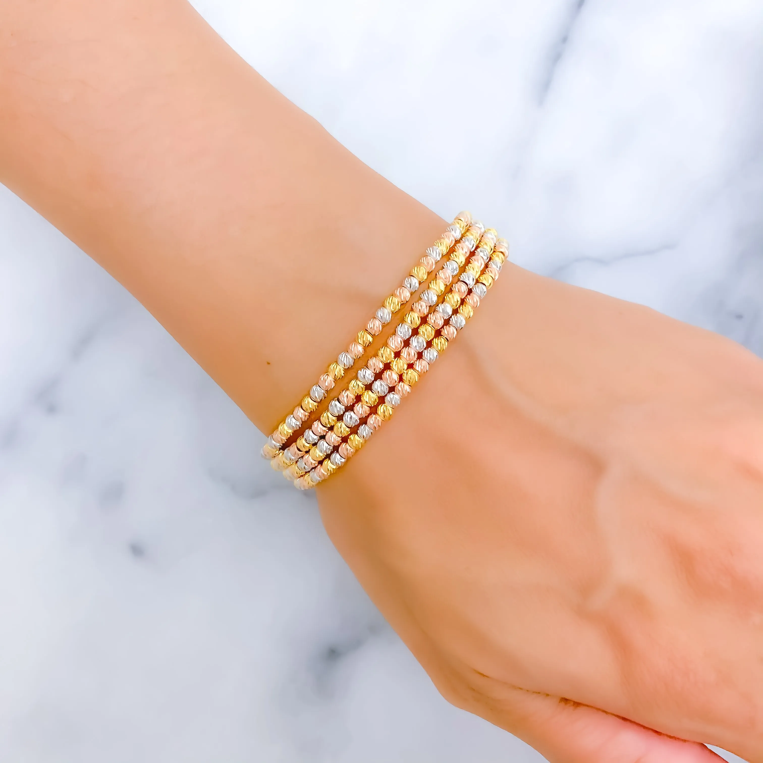 Attractive Ritzy 22k Gold Bangle Bracelet