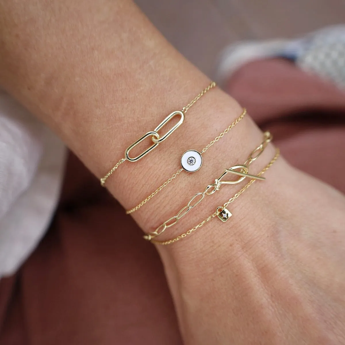 Gold Knot T Bar Chain Bracelet