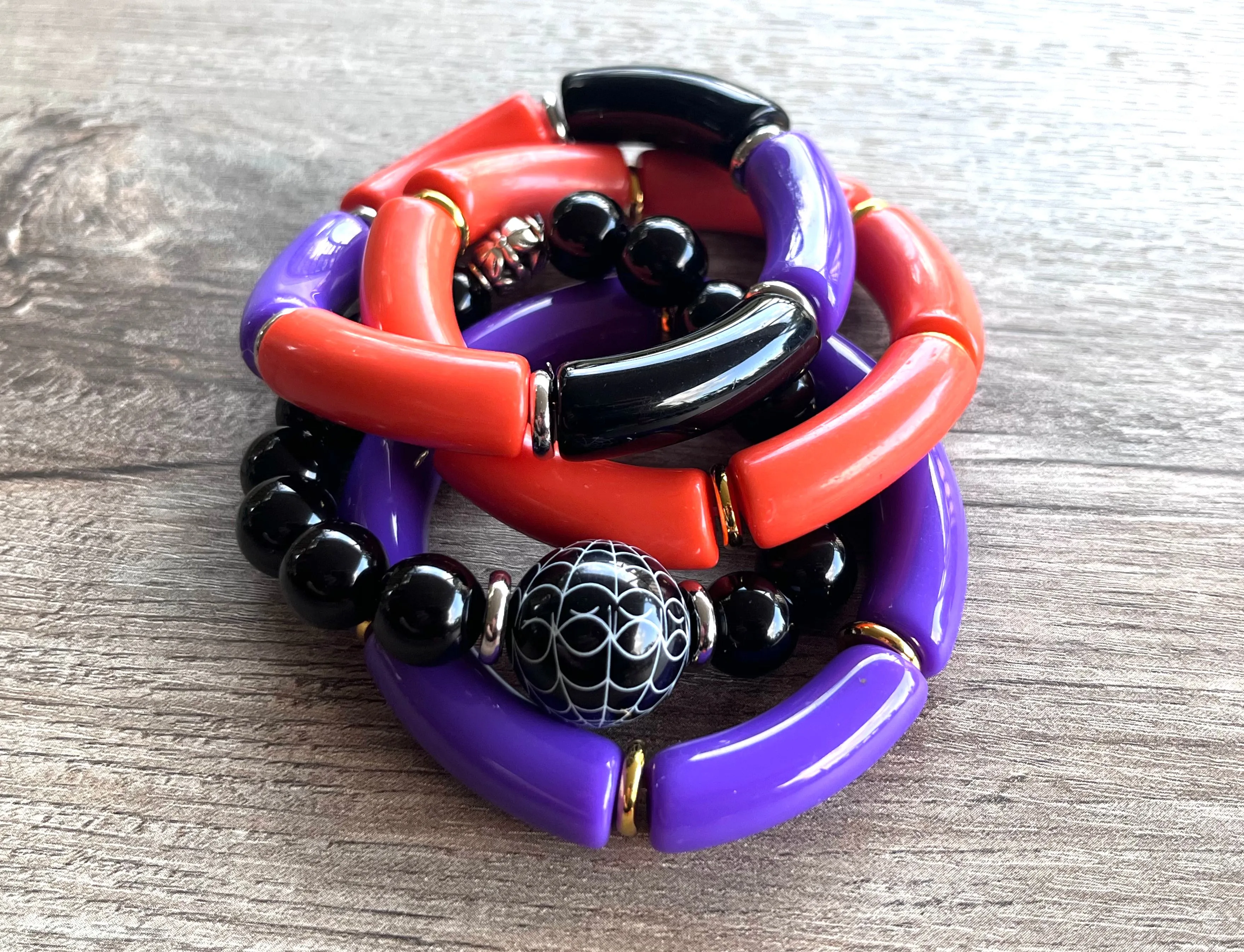 Halloween Black Orange Purple Pumpkin Spiderweb Lucite Stretch Womens Bracelet