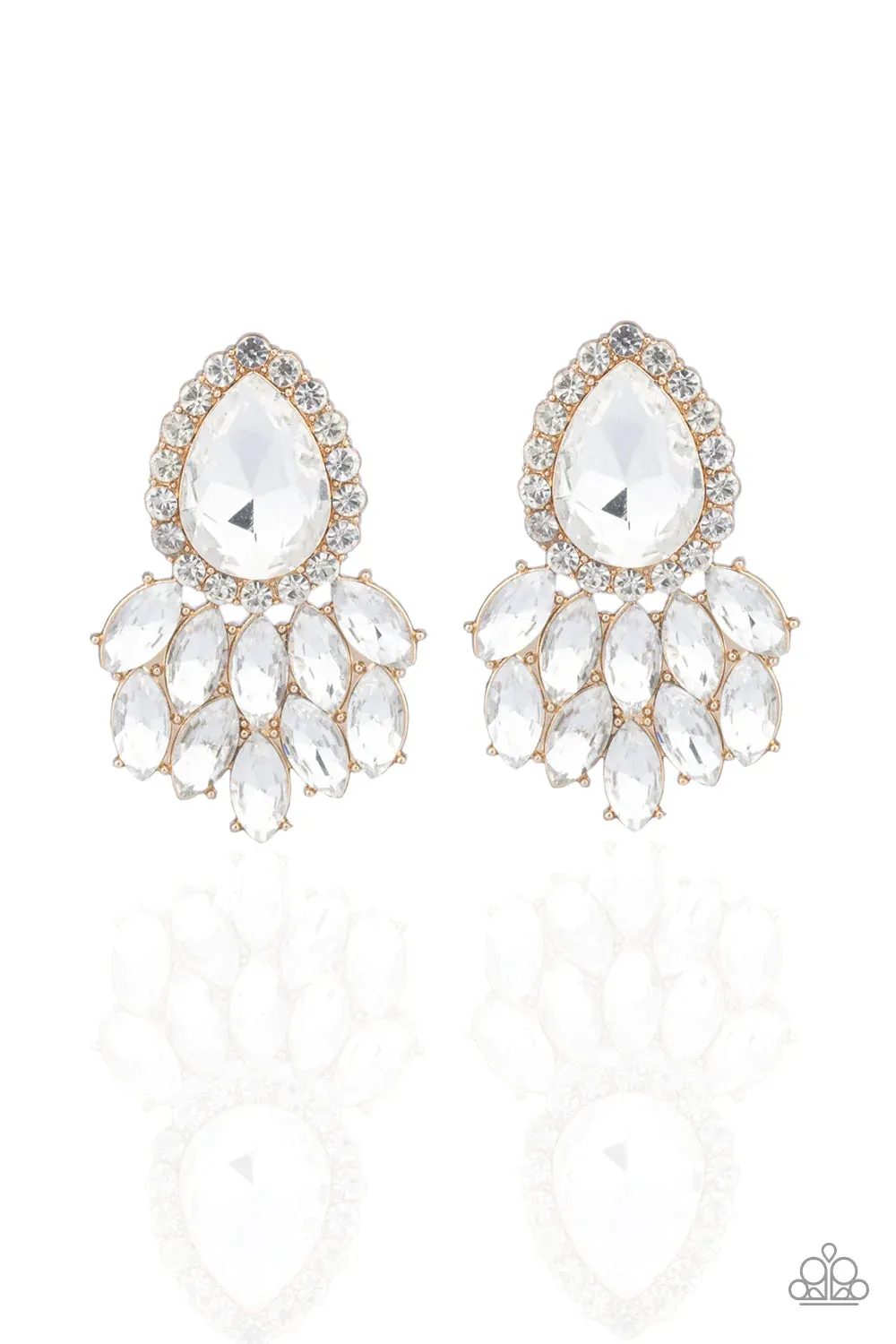 Paparazzi Earring ~ A Breath of Fresh HEIR - Gold