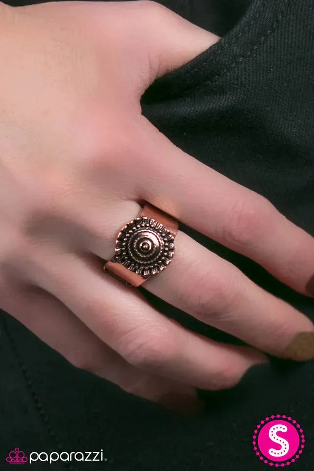 Paparazzi Ring ~ Let Me Show You Around - Copper