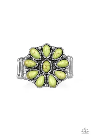 Paparazzi Ring ~ Stone Gardenia - Green