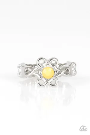 Paparazzi Ring ~ Vibrant Vibes - Yellow