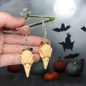 Quirky - Raven head skulls halloween earrings