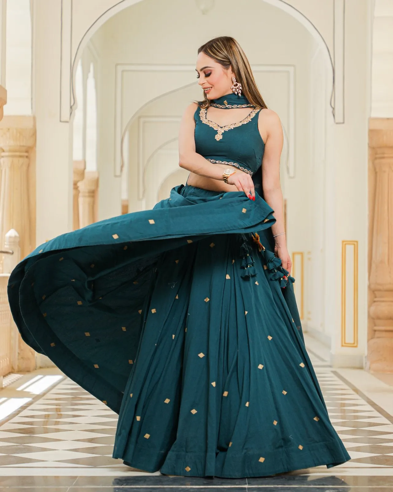 Riddhi Lehenga