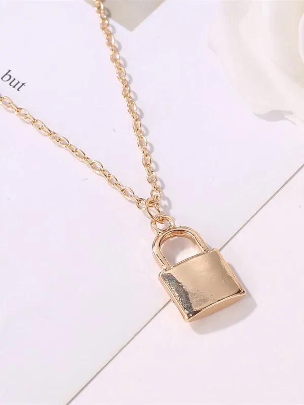 Simple Fashion Lock Necklace